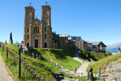 Zájezd do Fatimy, Lurd, La Salette, Santiago de Compostela a Garabandalu 13. 10. - 20. 10. 2017 Zájezd do Fatimy, Lurd, La Salette, Santiago de Compostela a Garabandalu 13. 10. - 20. 10. 2017