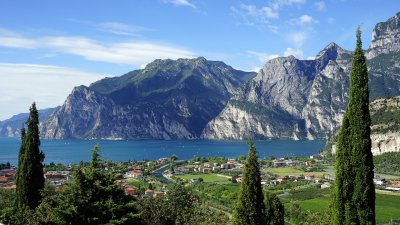 Zájezd do Itálie a Německa - poutní místa a krásy Alp + pobyt u jezera Lago di Garda s biskupem Josefem Kajnekem 26. 5. - 2. 6. 2021 Zájezd do Itálie a Německa - poutní místa a krásy Alp + pobyt u jezera Lago di Garda s biskupem Josefem Kajnekem 26. 5. - 2. 6. 2021